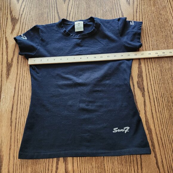 7 For All Mankind Black Logo Quality Top Shirt Juniors Large Fits Like Small - Picture 5 of 6